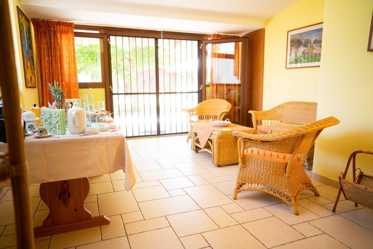 Bed and Breakfast Il Prato By Sthey Monopoli Exterior foto