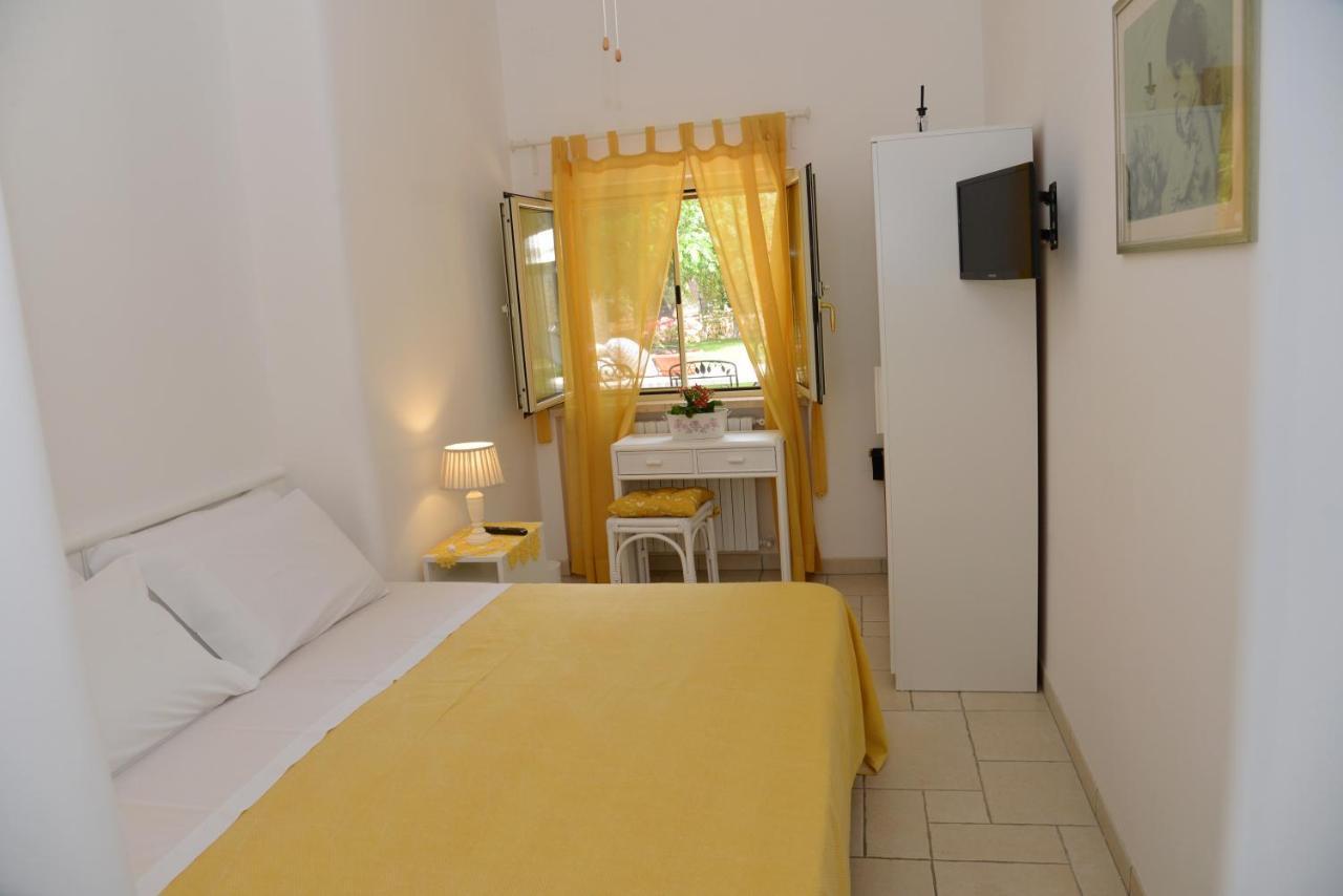 Bed and Breakfast Il Prato By Sthey Monopoli Exterior foto